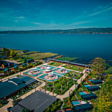 Velour Hotel & Restaurant Spa